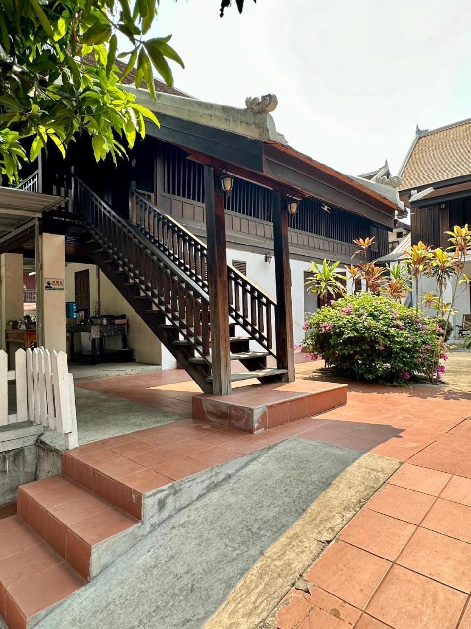 Residence Boutique Hotel 루앙프라방 외부 사진