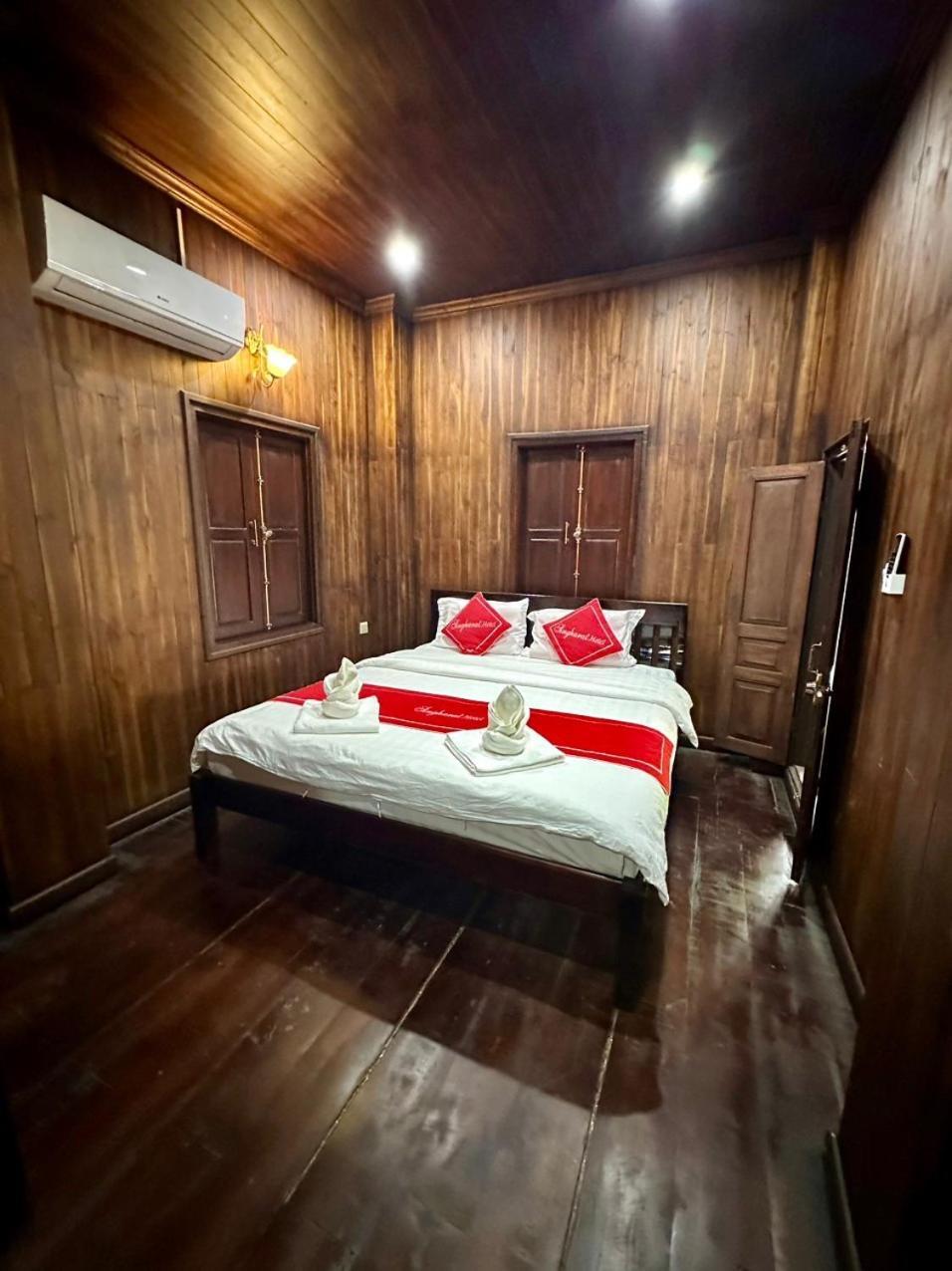Residence Boutique Hotel 루앙프라방 외부 사진