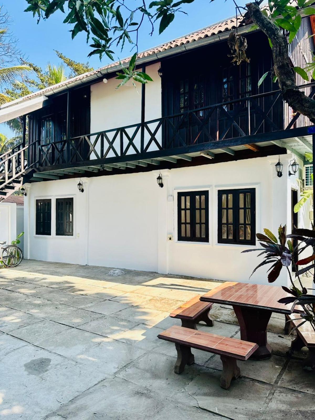 Residence Boutique Hotel 루앙프라방 외부 사진